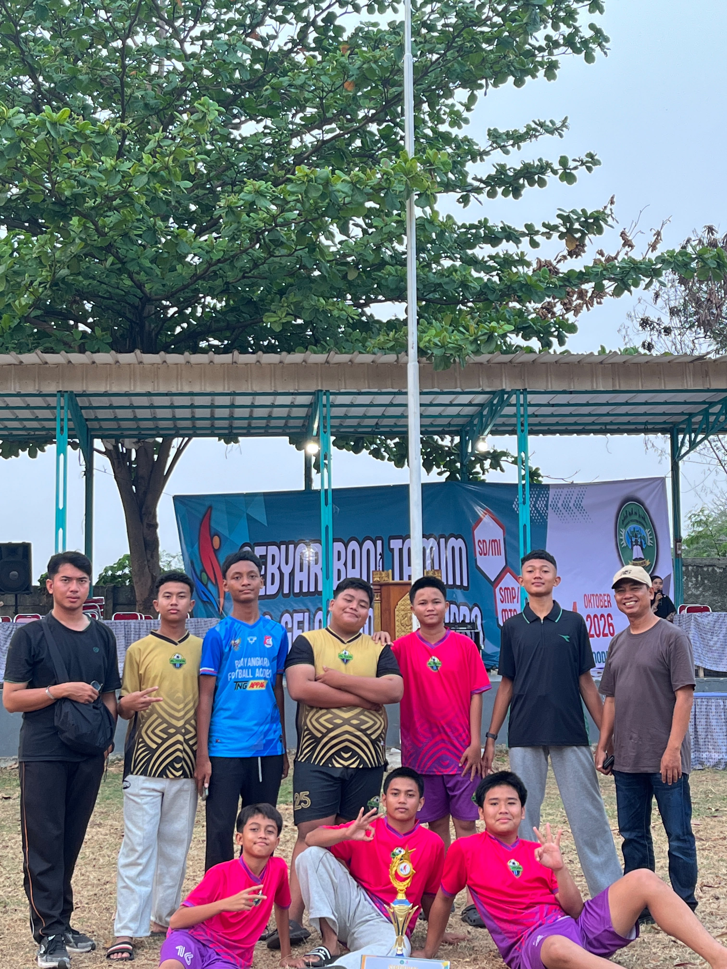SMPIT AL ITQON JUARA 3 LOMBA FUTSAL DI SEKOLAH BANI TAMIM 