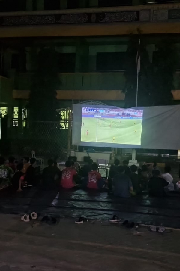 NONTON BARENG SANTRI AL ITQON